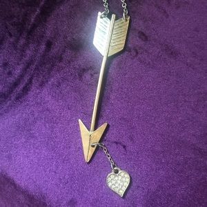 Arrow & heart necklace